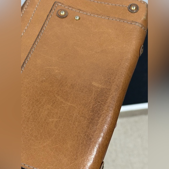 Chloé Paddington Leather Wallet/Clutch with Signature Gold-Tone Padlock and Key - Picture 9 of 10